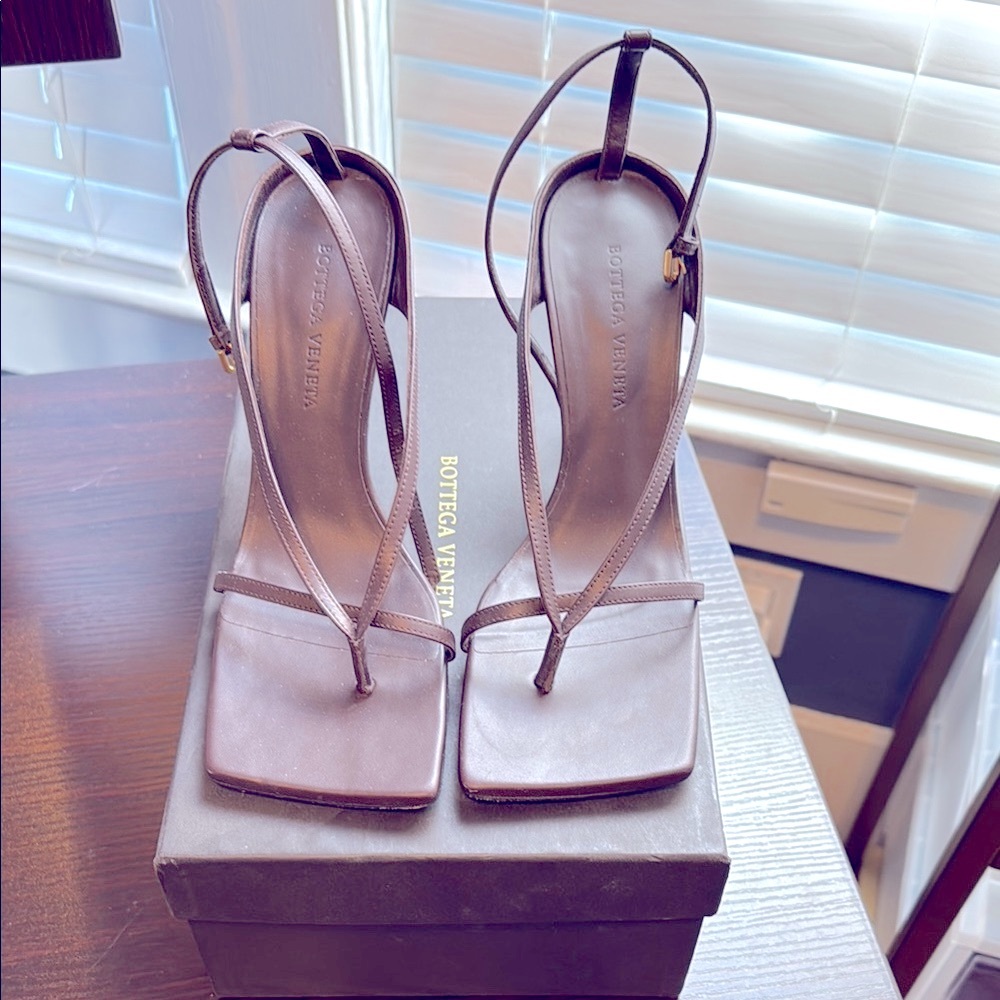 Bottega Veneta stretch strap sandals